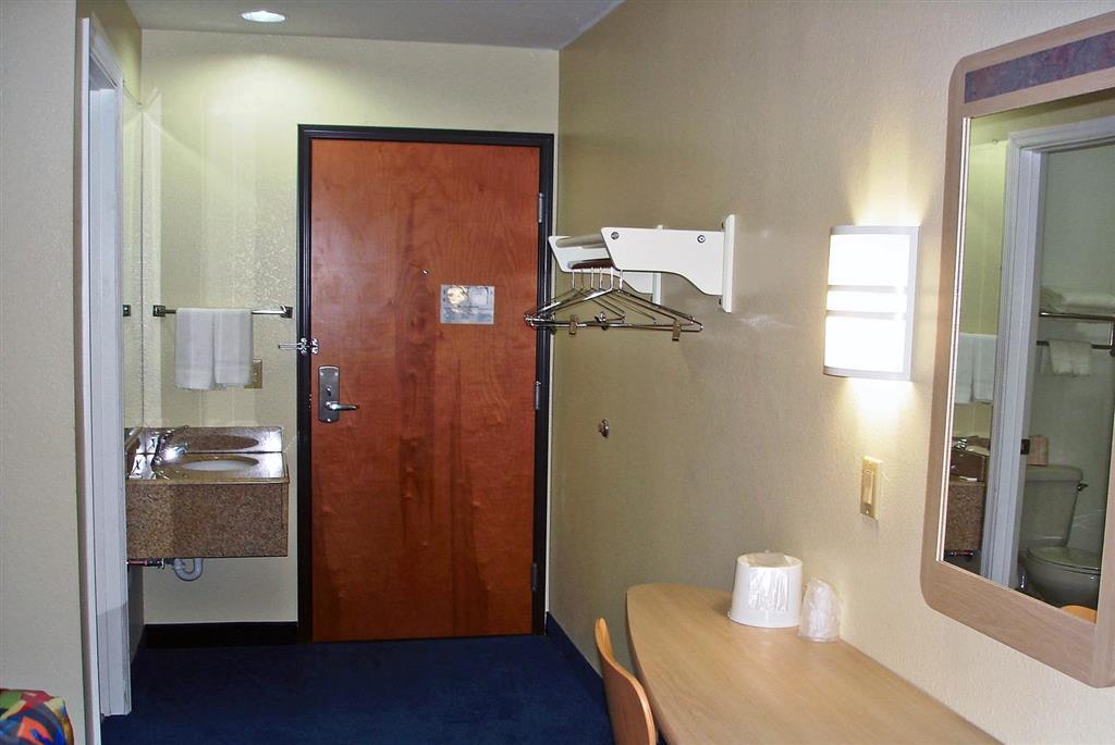 Motel 6-Urbana, Il Champaign Room photo